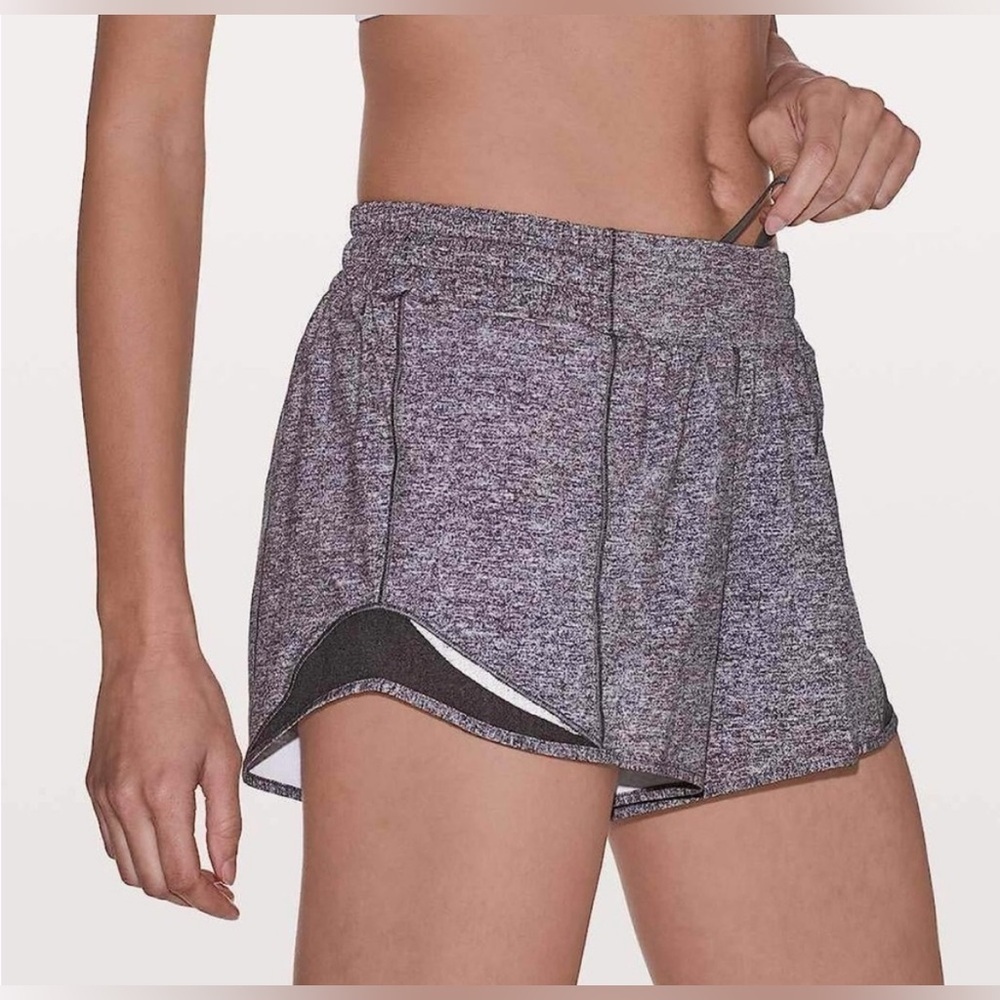 Lululemon Hotty Hot Short Low-Rise 4 Tall “Heather Lux Multi Black